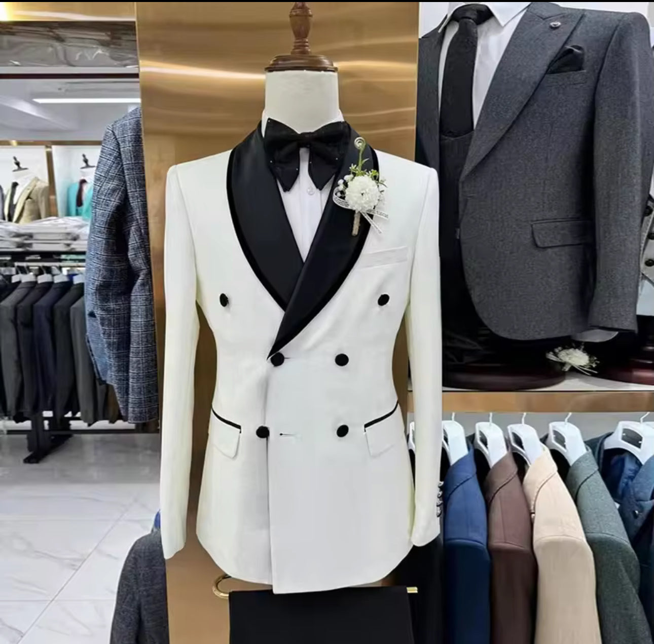 Royal Crest Signature Tuxedo Set